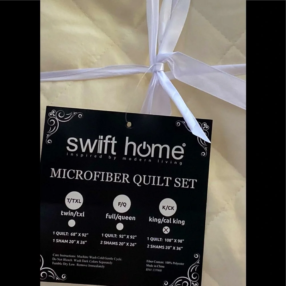 IVORY MICROFIBER KING BED QUILT and SHAM SET